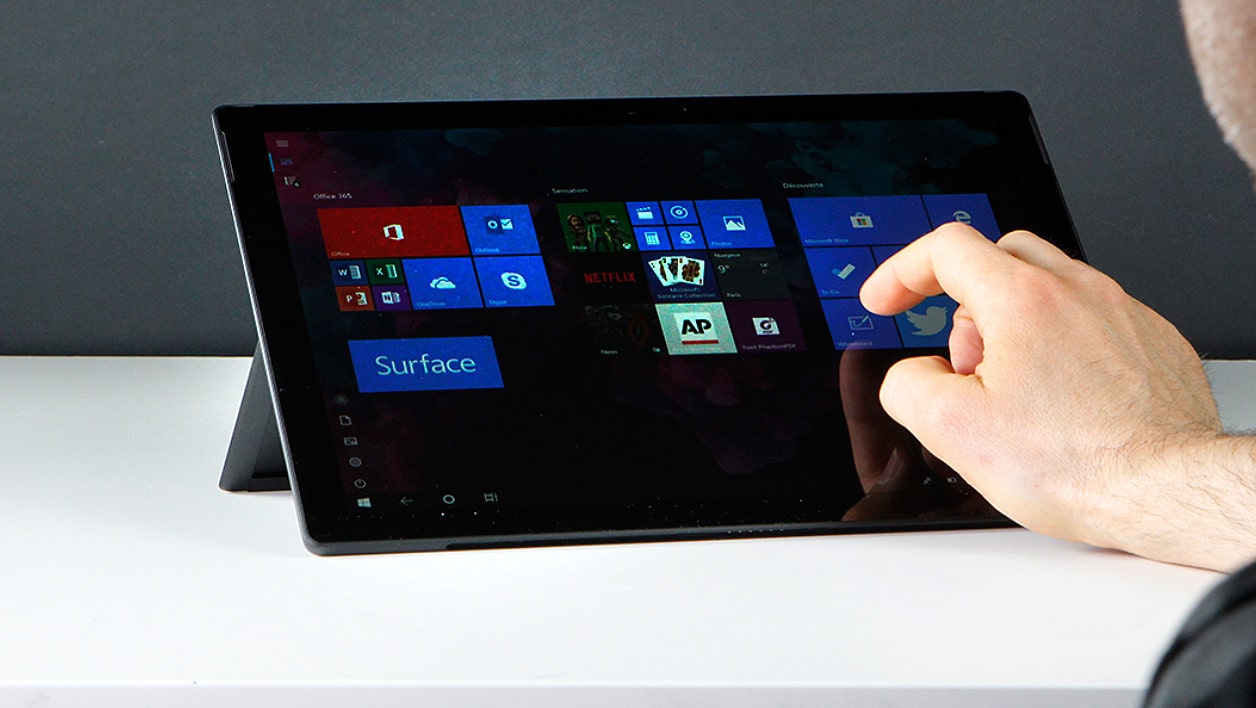 Vente Tablette Windows 10 Pc Tactile 10.8 " a bas prix | Electro Tounes